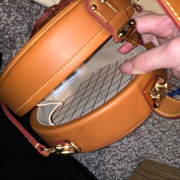 Grace Coddington Petite Boite Chapeau Tan - Picture 5 of 8